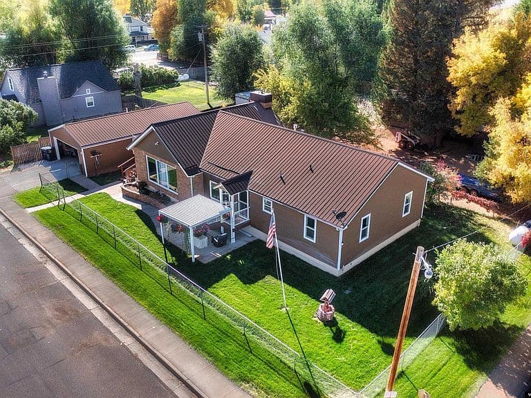 124 N Pine St photo 3