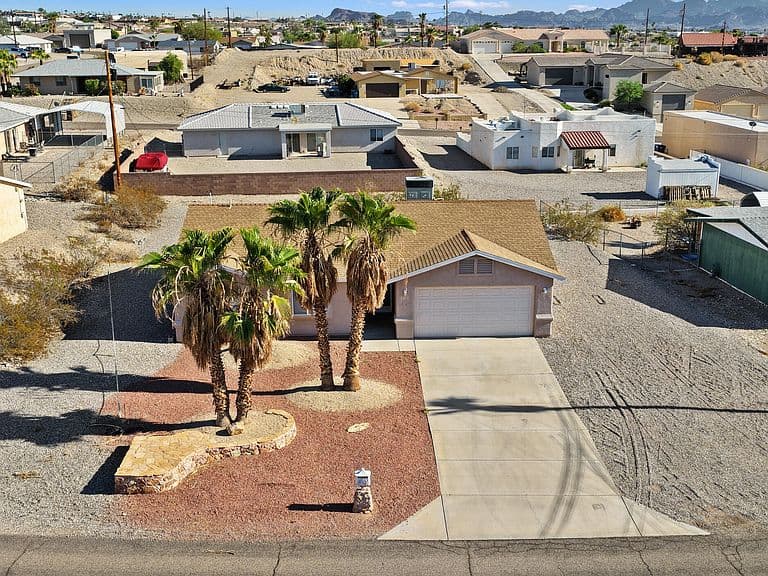 2440 Seabring Dr photo 1