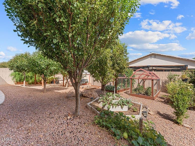 3967 E Lass Ave photo 2