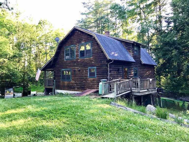 108 Old Bennington Road photo 3