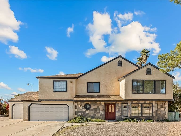 600 E Kingsley Street photo 2