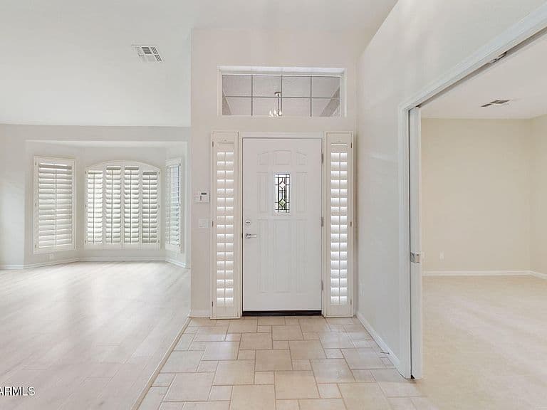 10214 E COOPERS HAWK Drive photo 5