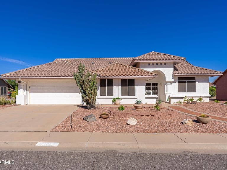 13724 W SKY HAWK Drive photo 1