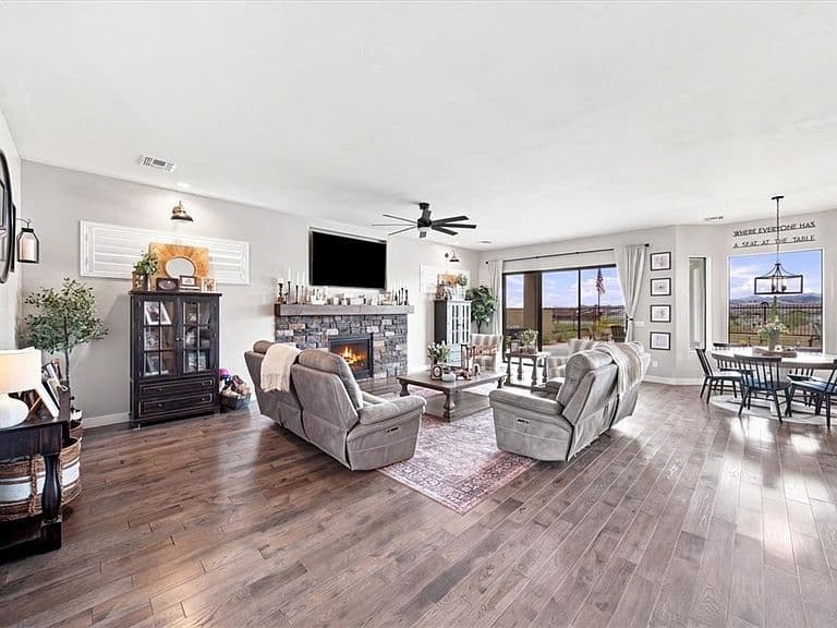 3061 Fort Mojave Drive photo 5