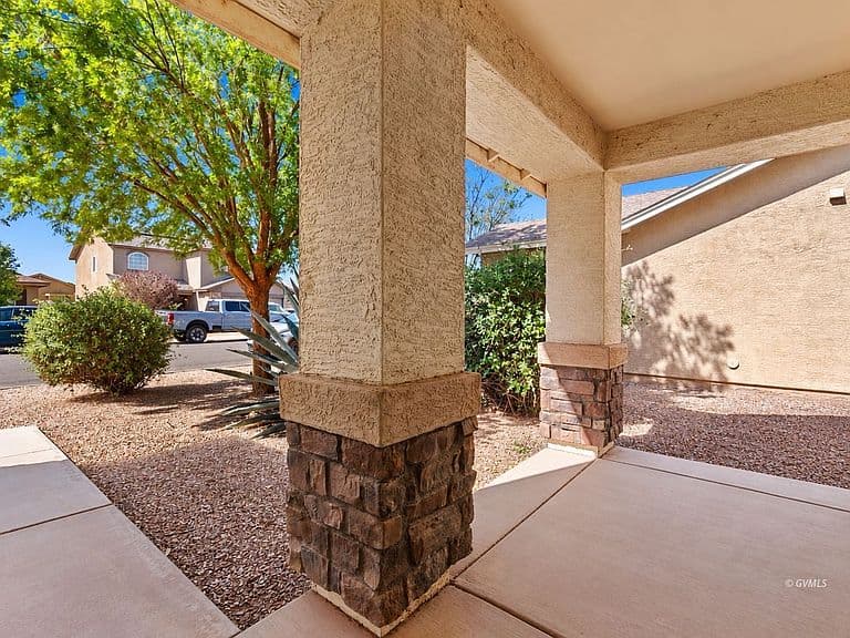 1510 E Hobble Creek Dr photo 4