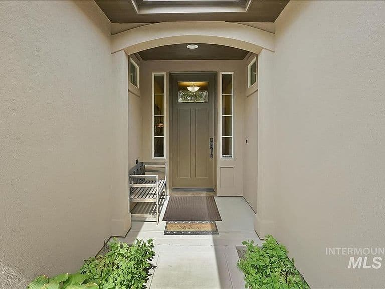 302 W Heston Dr photo 3