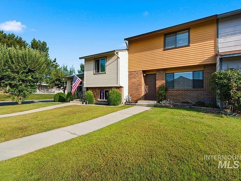 6578 W Denton St photo 3