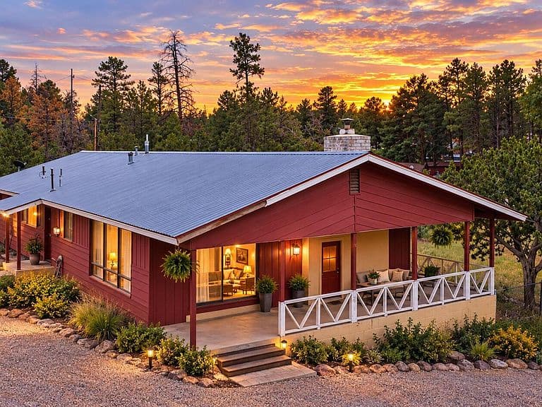 1895 W Aspen Lane photo 1