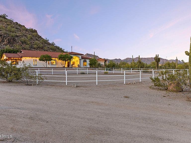1500 N CRISMON Road photo 4