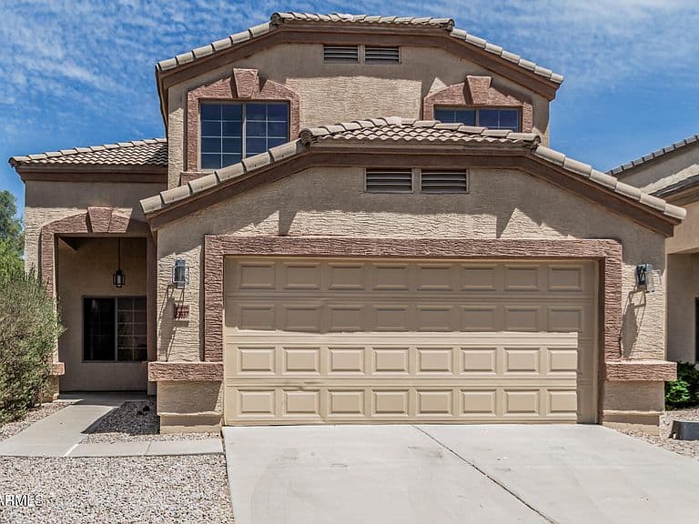 23637 N DESERT Drive photo 1