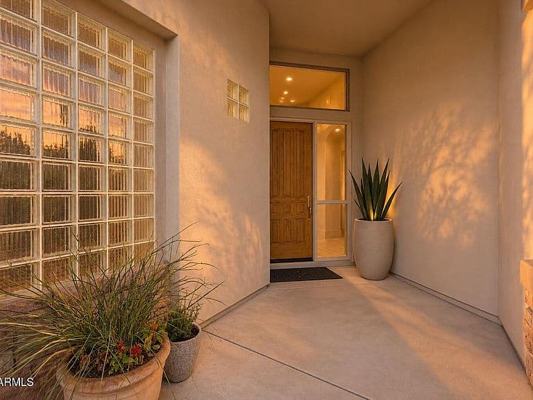 11486 E BECK Lane photo 5