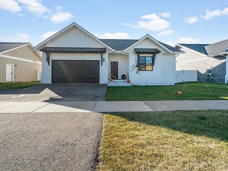 544 Evening Star Ln photo 1