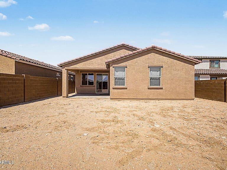 20285 W Roma Avenue photo 5