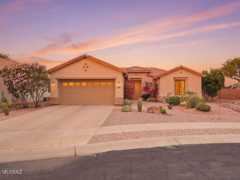 9314 N Desert Mist Ln photo 1