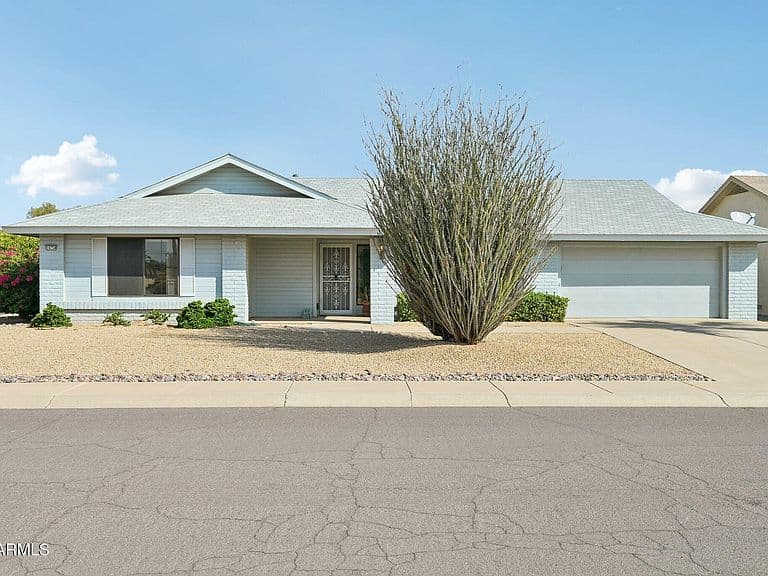 14754 W YOSEMITE Drive photo 2