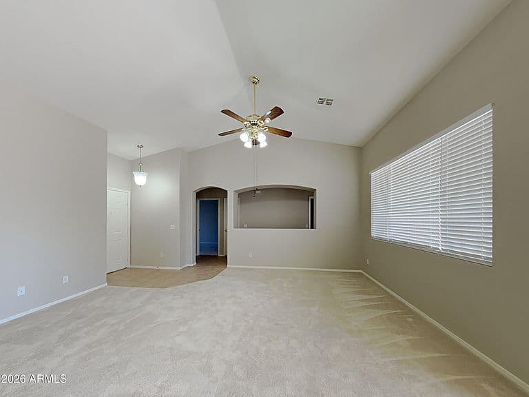 16243 W JEFFERSON Street photo 3