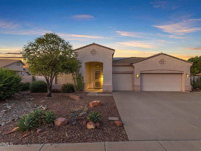 8220 W GARDENIA Avenue photo 2