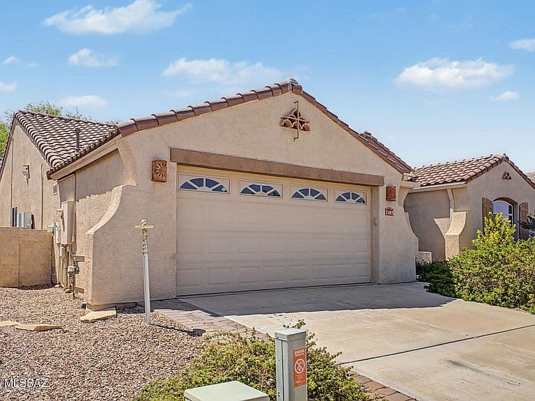 7485 W Victory Ct photo 2