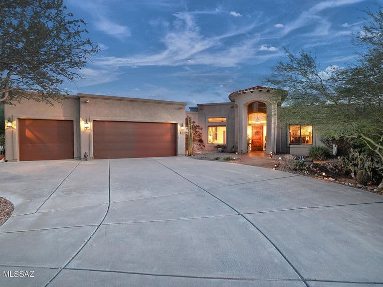 5251 W Desert Falcon Ln photo 3