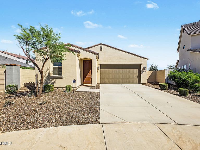 35121 N MAGNETTE Way photo 1