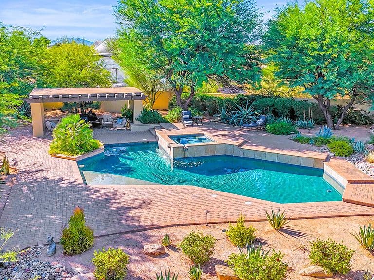 5716 E MILTON Drive photo 3