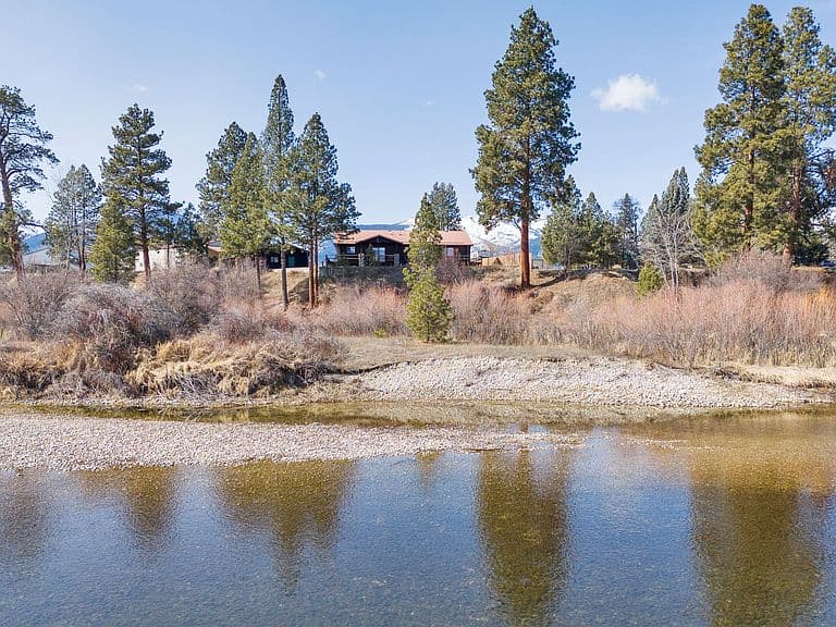 1800 Us Highway 93 N photo 2