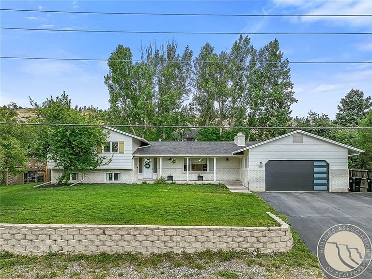 4423 Rimrock Rd photo 1