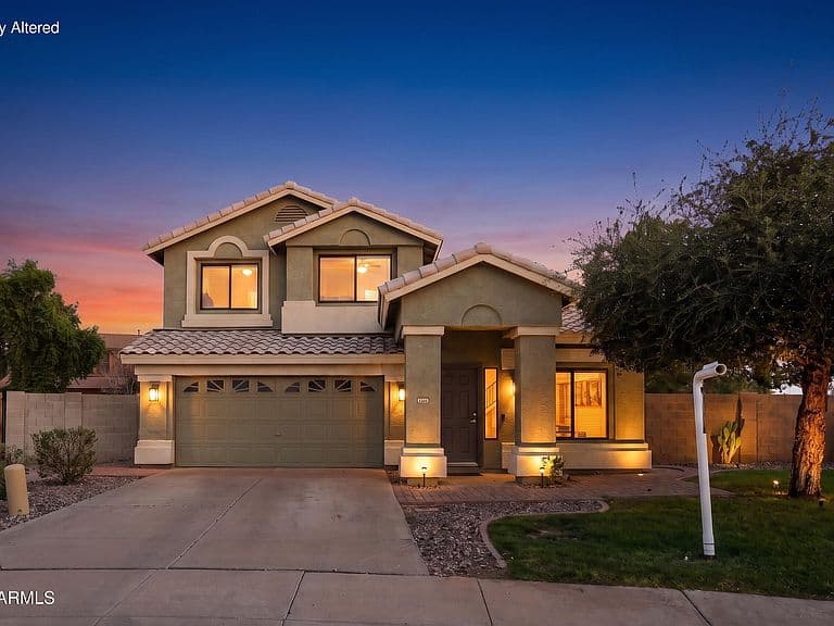 2461 E WILDHORSE Place photo 1