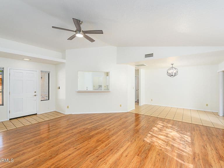 105 Gunsight Hills Drive photo 4