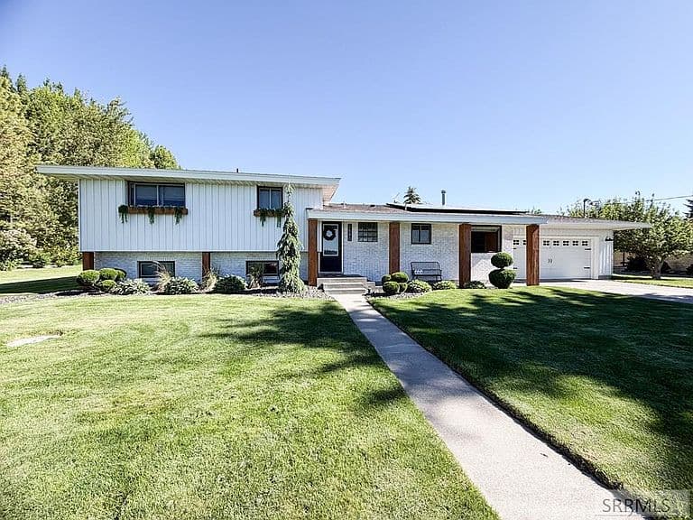 2680 W 33 N photo 5