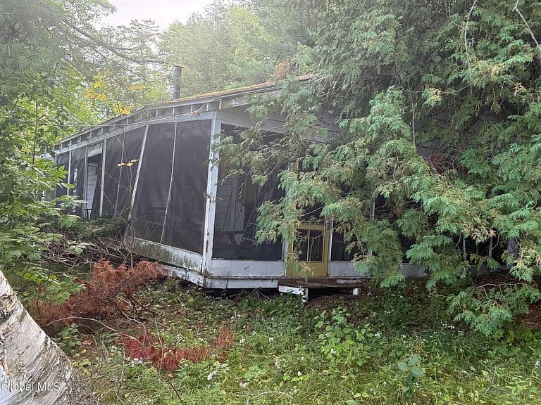 2236 Black Point Road photo 1