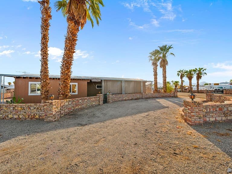 13143 S Montana Ave photo 5