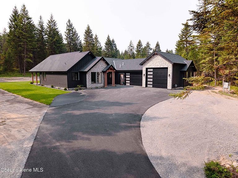 7458 E Duke Ln photo 1