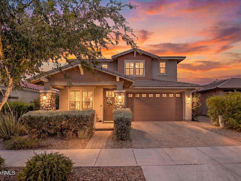 10612 E DURANT Drive photo 2