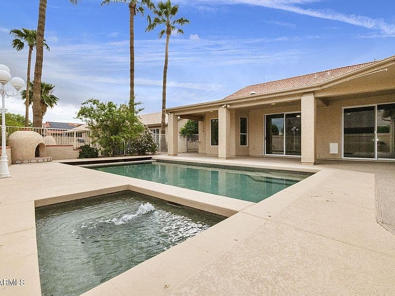 10214 E COOPERS HAWK Drive photo 3