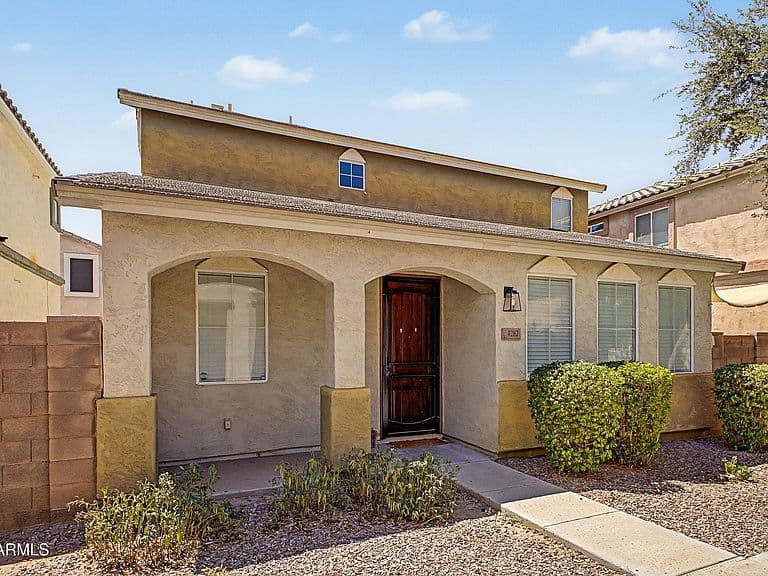4282 E CARLA VISTA Drive photo 1