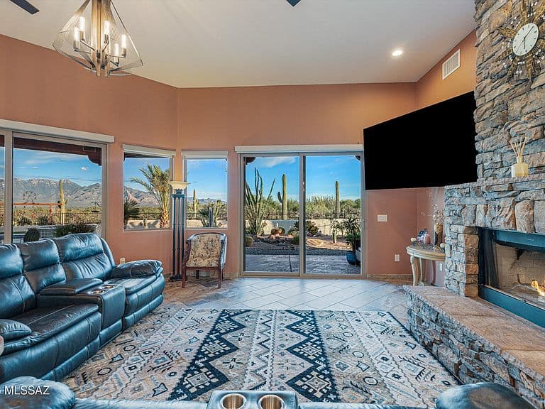 3650 W Calle Tres photo 5