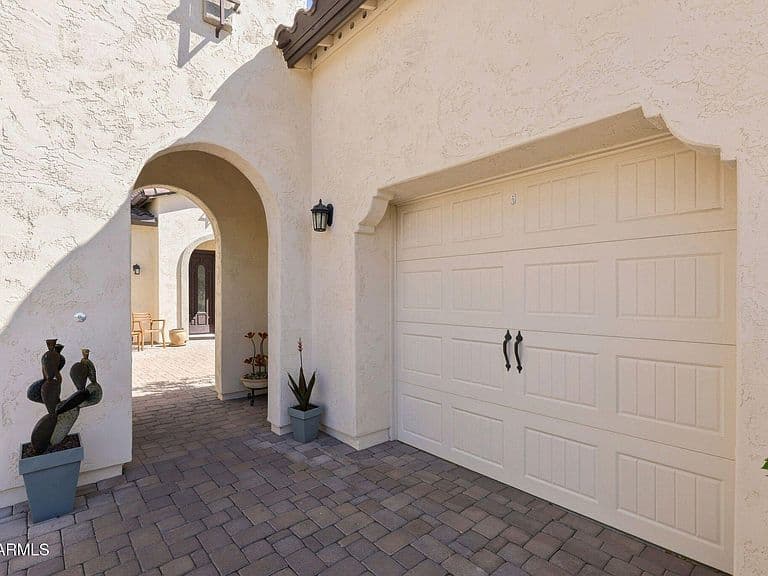 17722 W COTTONWOOD Lane photo 4