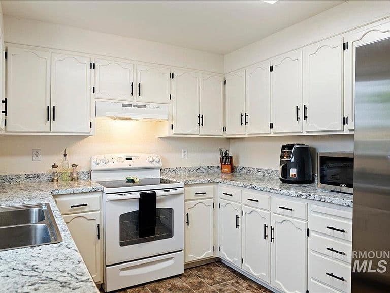 10358 W Cory St photo 4