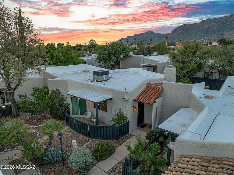 4551 E Paseo La Casita photo 2