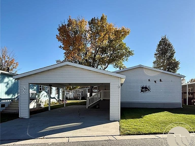 3832 Swallow Ln photo 2