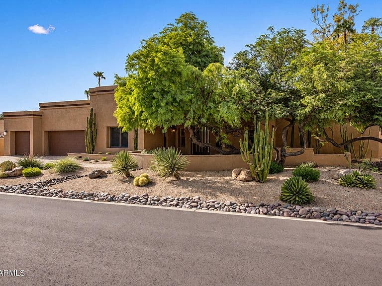 8340 E CALLE DE ALEGRIA -- photo 4