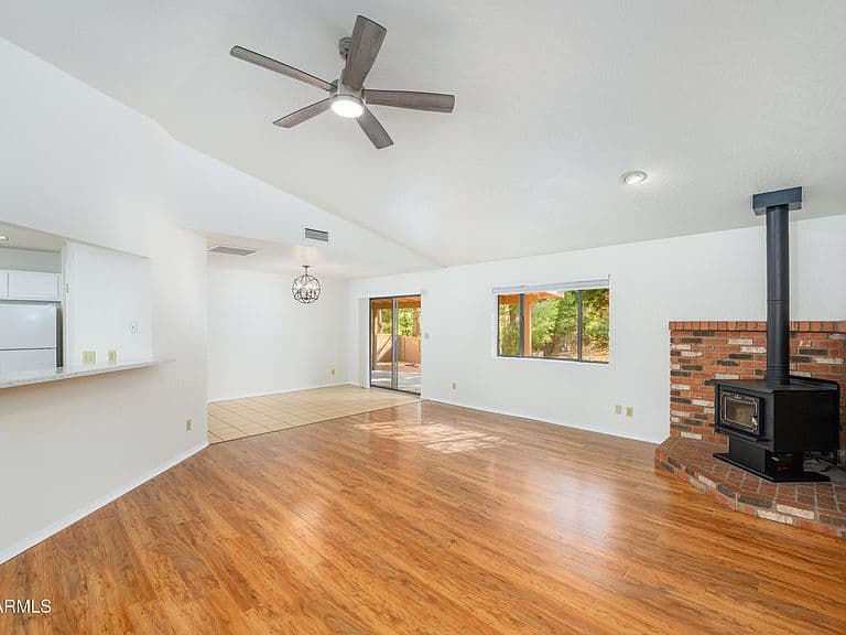 105 Gunsight Hills Drive photo 3