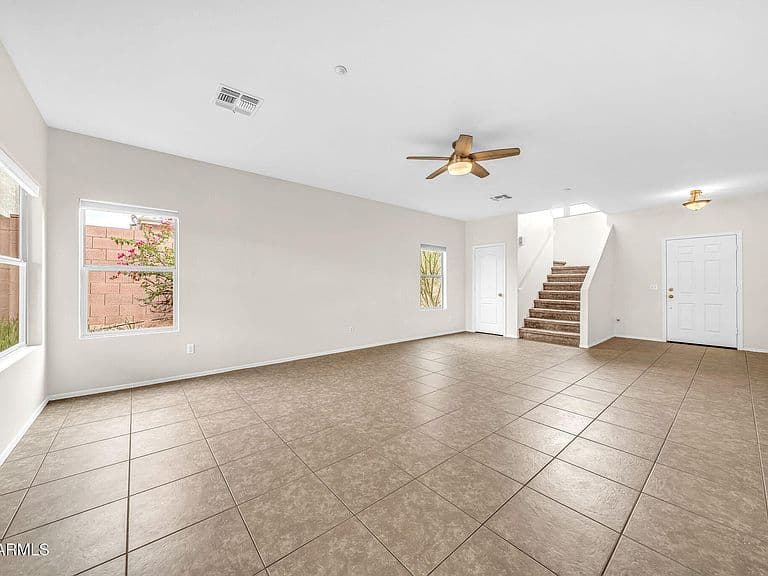 7500 E DEER VALLEY Road #19 photo 4
