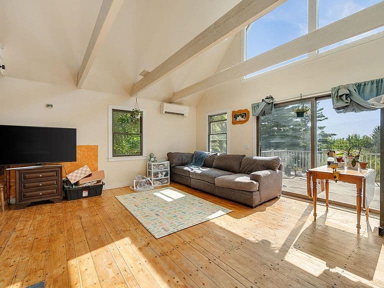328 Bear Farm Road photo 1