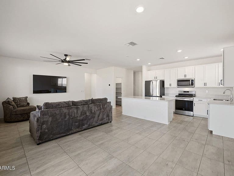17812 W OBERLIN Way photo 3