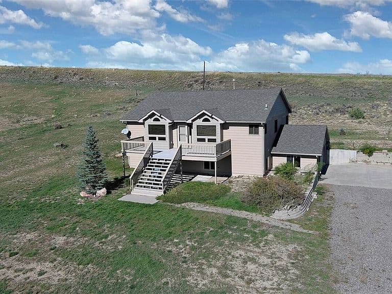 8335 Shorthorn Dr photo 2