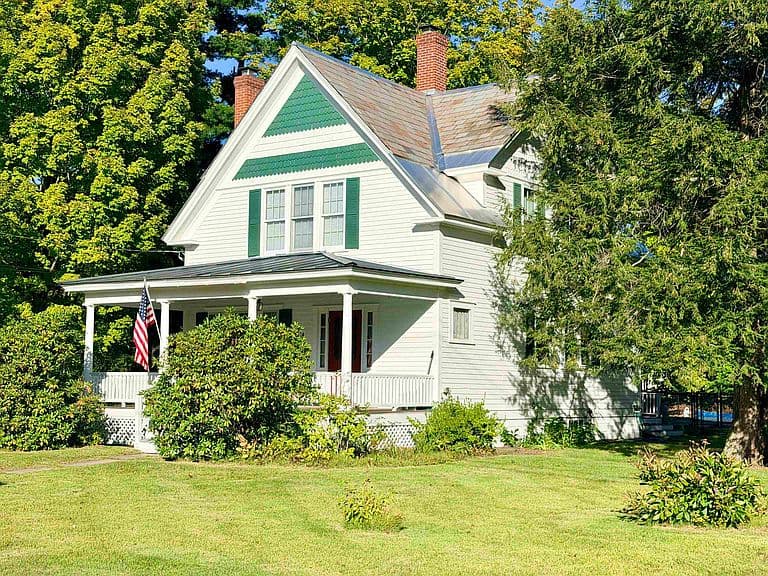 34 Edgewood Avenue photo 4