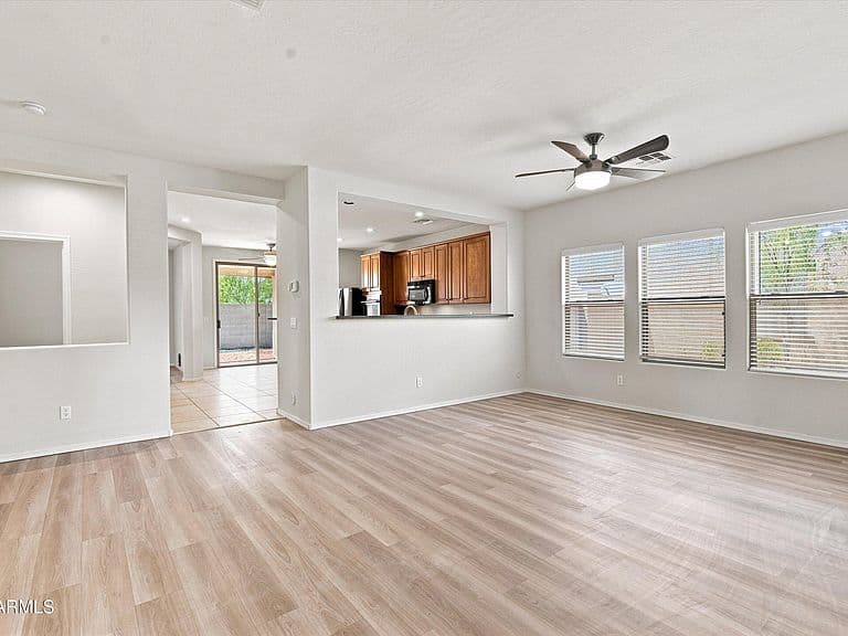 18234 N ALICIA Court photo 3