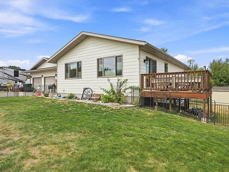 3506 Roughlock Ln photo 2